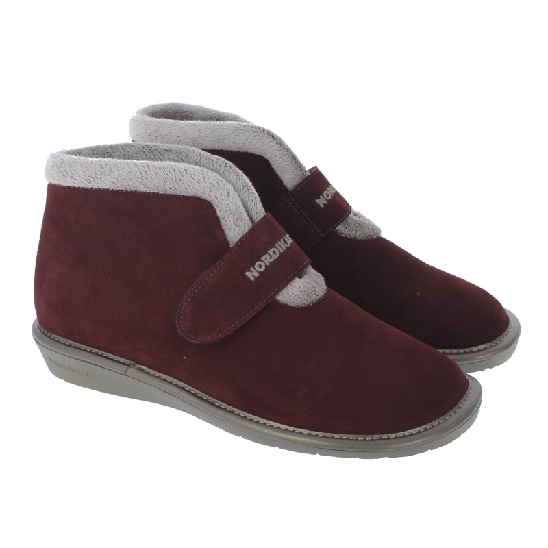 Slipper boots best sale with velcro fastening